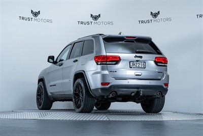 2015 Jeep Grand Cherokee - Thumbnail