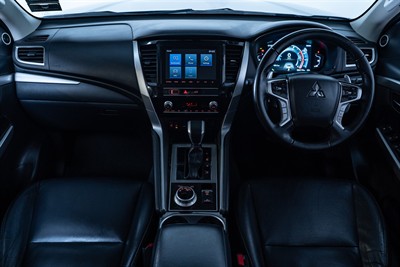2023 Mitsubishi Pajero Sport - Thumbnail