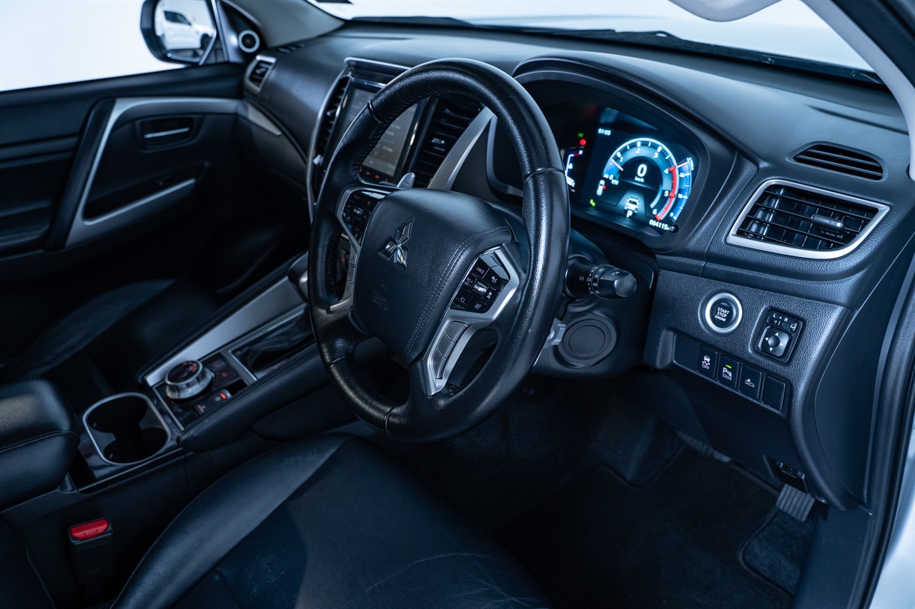 2023 Mitsubishi Pajero Sport