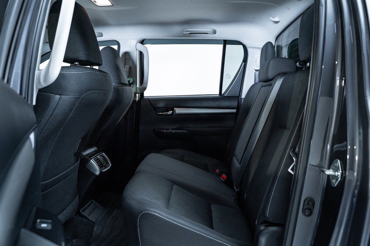 2024 Toyota Hilux
