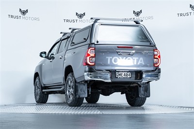 2024 Toyota Hilux - Thumbnail
