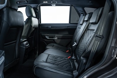 2022 Ford Everest - Thumbnail