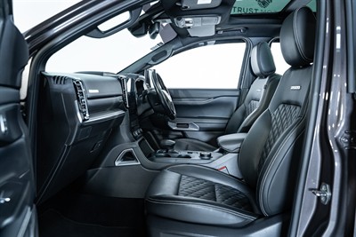 2022 Ford Everest - Thumbnail