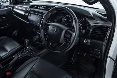 2021 Toyota Hilux - Thumbnail