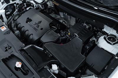 2020 Mitsubishi Outlander - Thumbnail