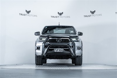 2021 Toyota Hilux - Thumbnail