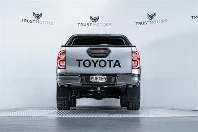 2021 Toyota Hilux - Thumbnail
