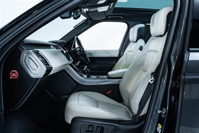 2018 Land Rover Range Rover Sport - Thumbnail
