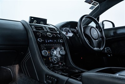 2015 Aston Martin Vantage - Thumbnail