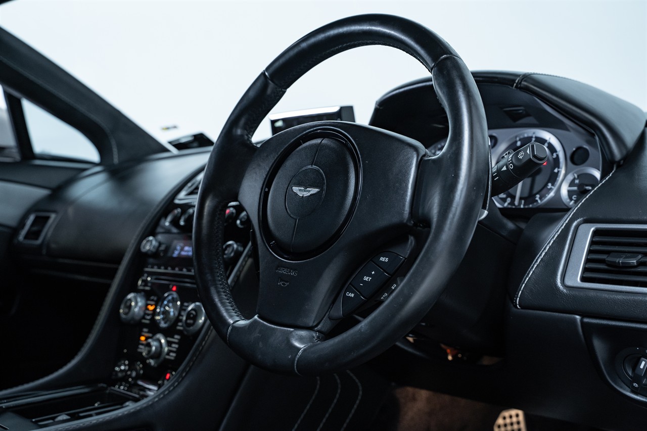 2015 Aston Martin Vantage