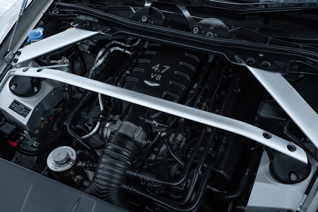 2015 Aston Martin Vantage