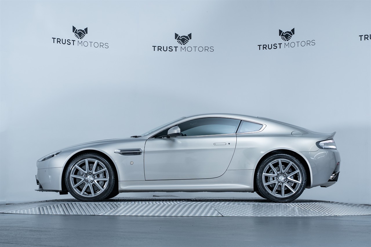 2015 Aston Martin Vantage