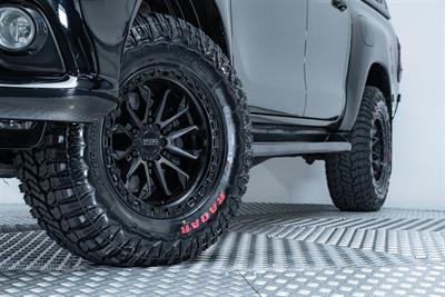 2017 Toyota Hilux - Thumbnail