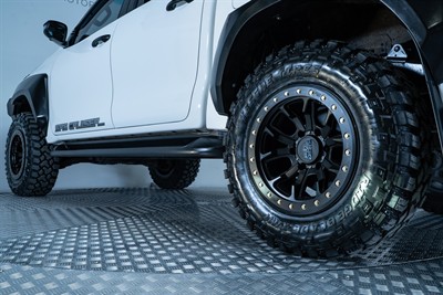 2022 Toyota Hilux - Thumbnail
