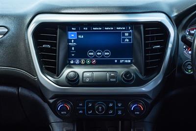 2020 Holden Acadia - Thumbnail