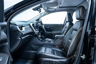2020 Holden Acadia - Thumbnail