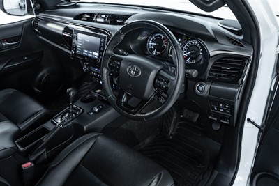 2024 Toyota Hilux - Thumbnail