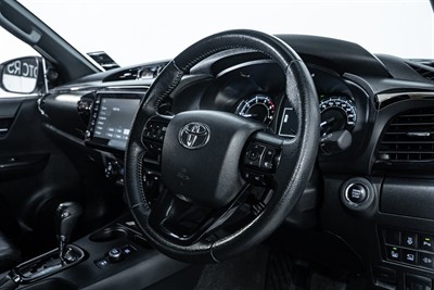 2024 Toyota Hilux - Thumbnail