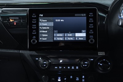 2024 Toyota Hilux - Thumbnail