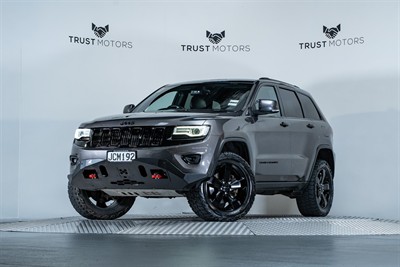 2015 Jeep Grand Cherokee - Thumbnail
