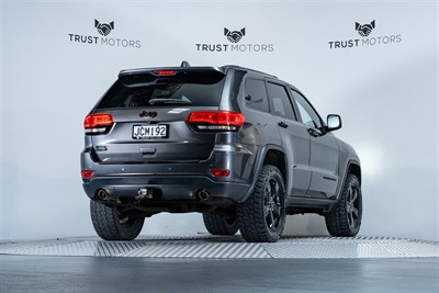 2015 Jeep Grand Cherokee - Thumbnail