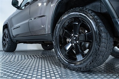 2015 Jeep Grand Cherokee - Thumbnail