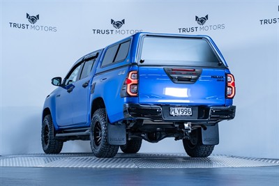 2022 Toyota Hilux - Thumbnail
