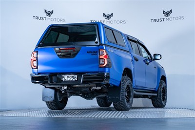 2022 Toyota Hilux - Thumbnail