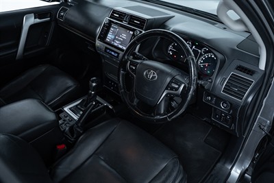 2019 Toyota Landcruiser Prado - Thumbnail