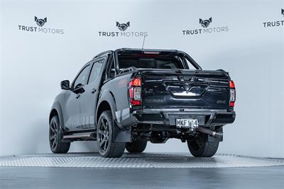 2019 Nissan Navara - Thumbnail