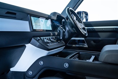 2021 Land Rover Defender - Thumbnail