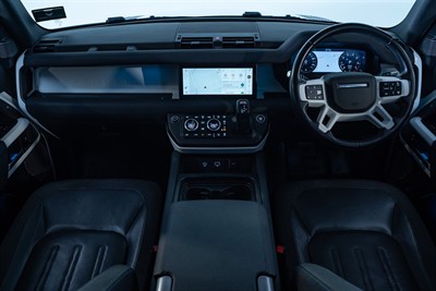 2021 Land Rover Defender - Thumbnail