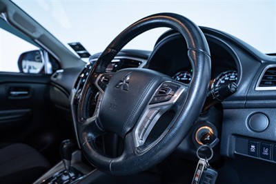 2018 Mitsubishi Triton - Thumbnail