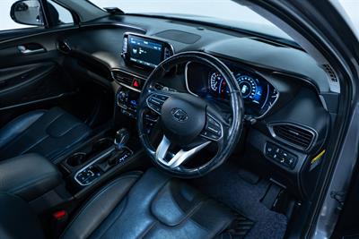 2020 Hyundai Santa Fe - Thumbnail