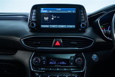 2020 Hyundai Santa Fe - Thumbnail