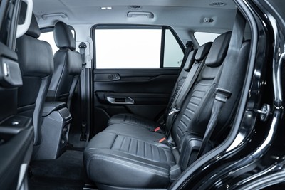 2022 Ford Everest - Thumbnail