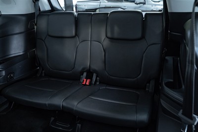 2022 Ford Everest - Thumbnail