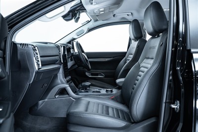 2022 Ford Everest - Thumbnail