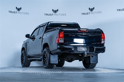 2020 Toyota Hilux - Thumbnail