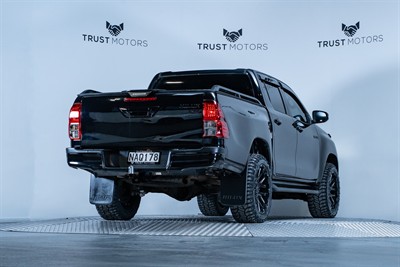 2020 Toyota Hilux - Thumbnail