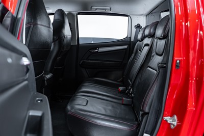 2016 Holden Colorado - Thumbnail