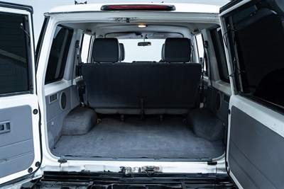 2012 Toyota Landcruiser - Thumbnail