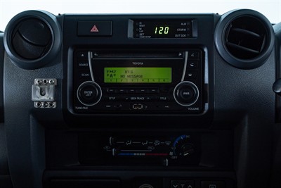 2012 Toyota Landcruiser - Thumbnail