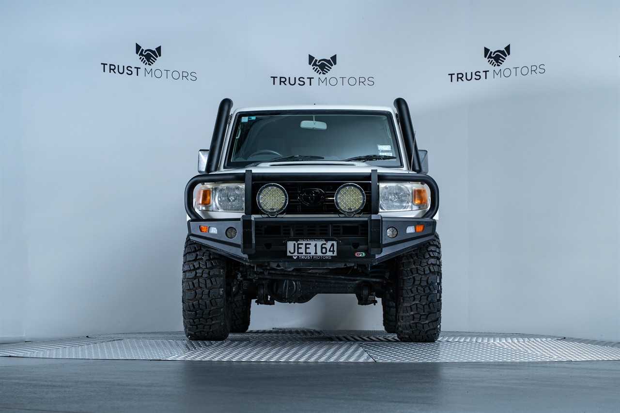 2012 Toyota Landcruiser