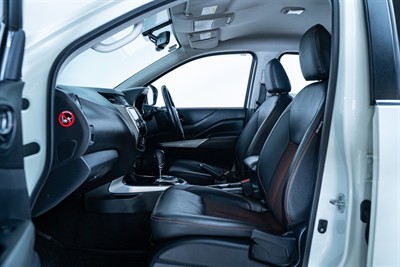 2020 Nissan Navara - Thumbnail