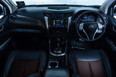 2020 Nissan Navara - Thumbnail