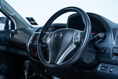 2020 Nissan Navara - Thumbnail