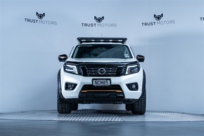 2020 Nissan Navara - Thumbnail