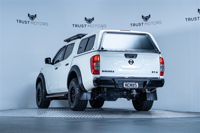 2020 Nissan Navara - Thumbnail