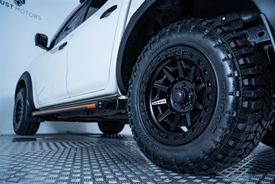 2020 Nissan Navara - Thumbnail